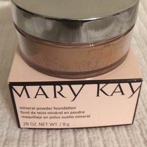 Mary Kay mineral powder foundation